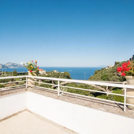 Locazione Turistica Emi Massa Lubrense