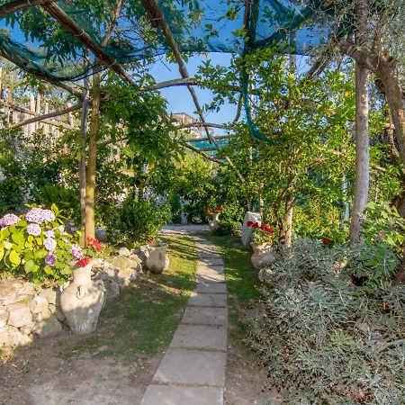 Locazione Turistica Emi Casa vacanze *